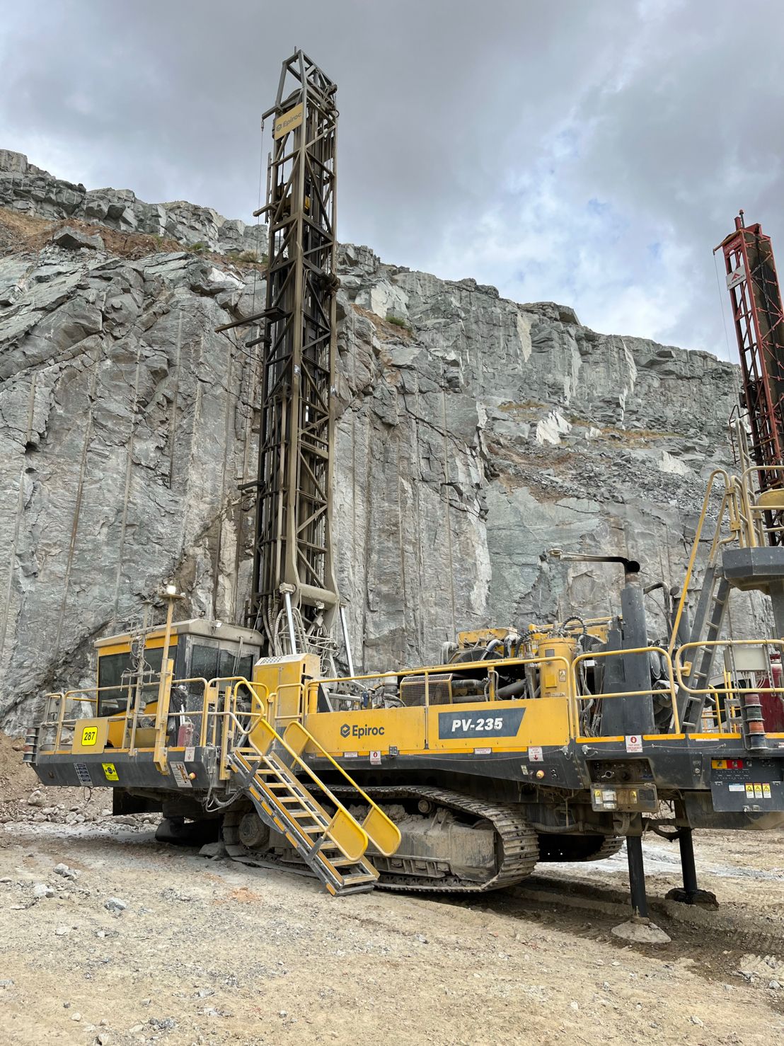 The Importance of Roller Cone Bits: Safeguarding Modern Life from Confined Spaces The Importance of Roller Cone Bits: Safeguarding Modern Life from Confined Spaces